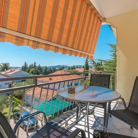 Stunning Apartment In Sveti Filip I Jakov Exteriér fotografie