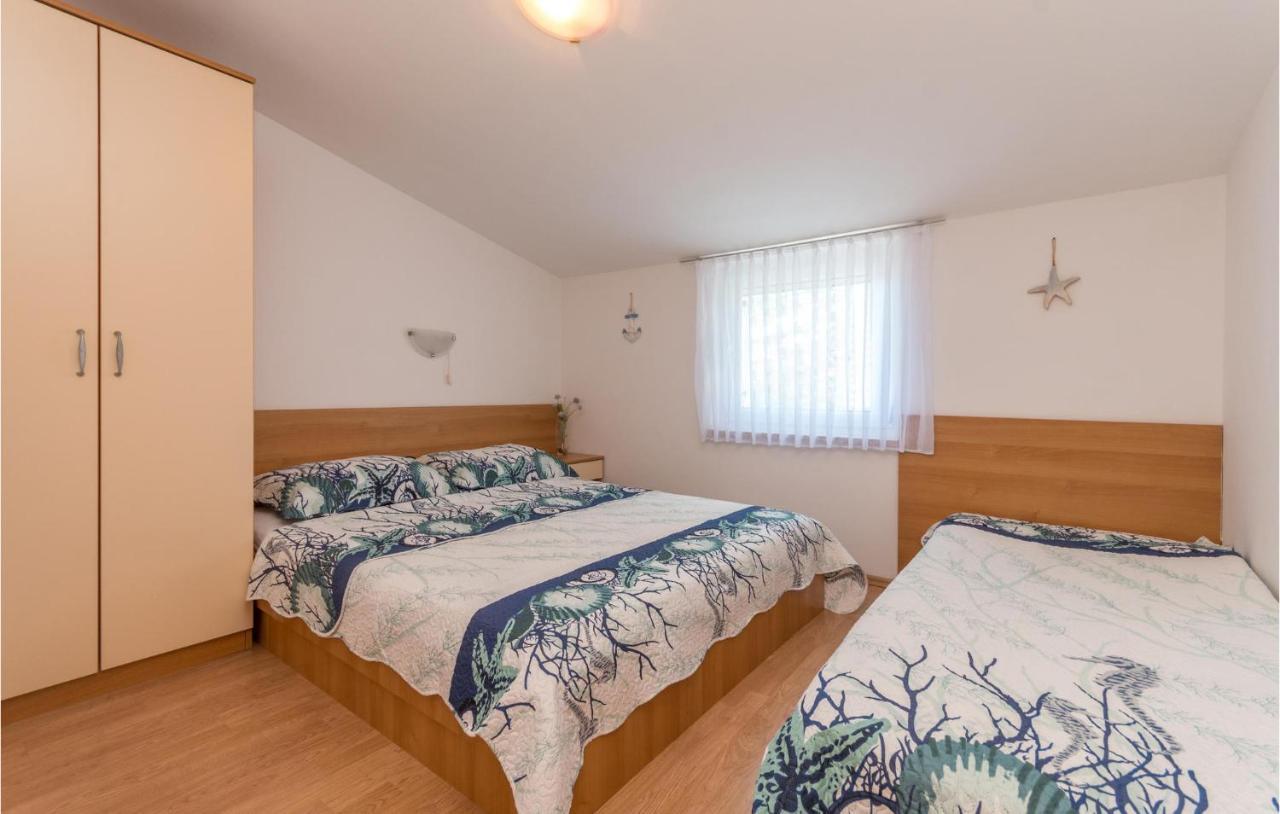 Stunning Apartment In Sveti Filip I Jakov Exteriér fotografie