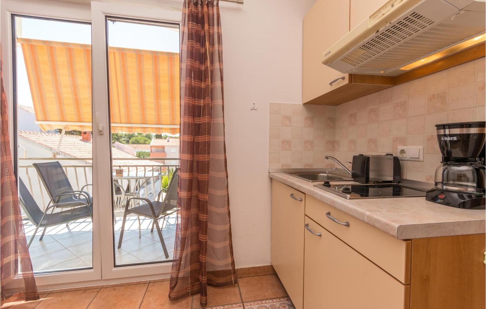 Stunning Apartment In Sveti Filip I Jakov Exteriér fotografie